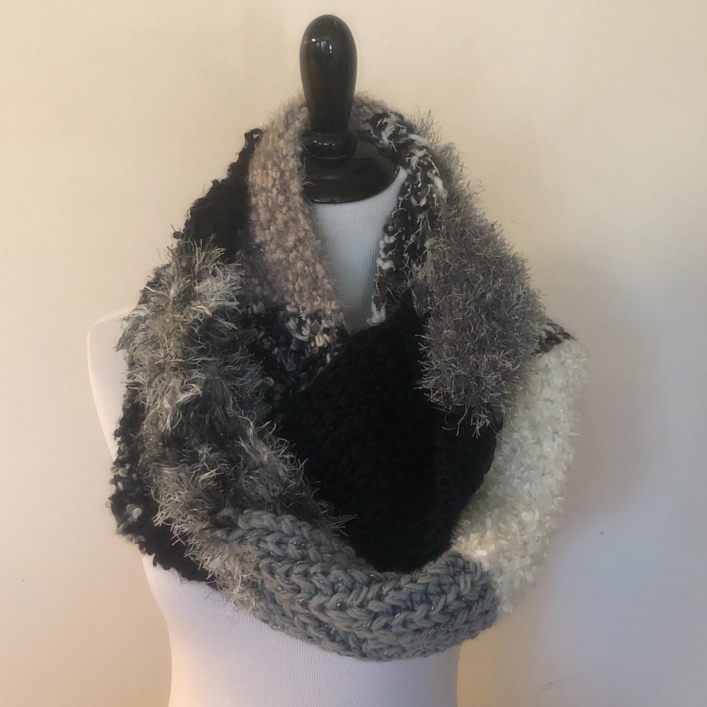 GREY, BLACK, AND WHITE FUZZY INFINITY SCARF.